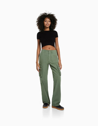 Straight-Leg Cargo Jeans - Nik & Nakks