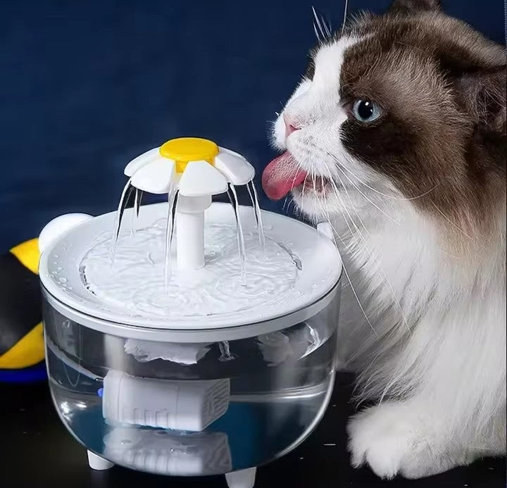 Nik & Nakks White Pets Water Fountain Pets Water Fountain